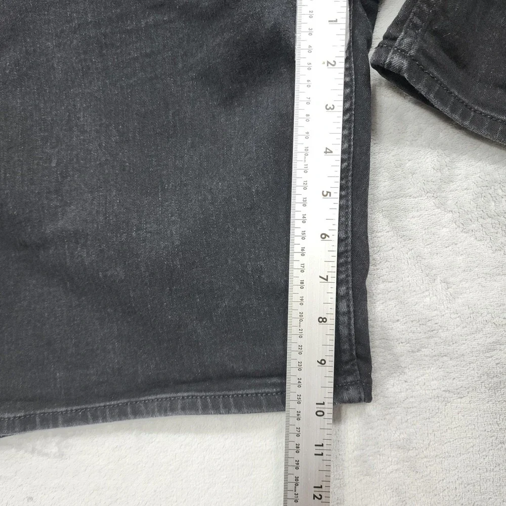 Signature By Levi Strauss Shorts Mens 44 Black Stretch Denim Jort Bermuda Casual
